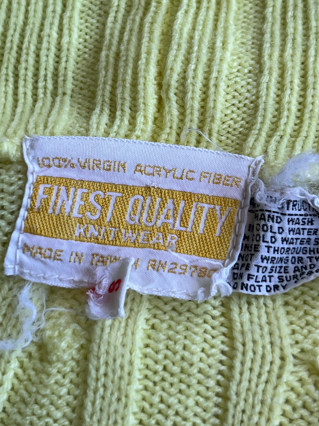 Vintage 1970s Best Quality Knit Yellow Cropped Button-Up Size S