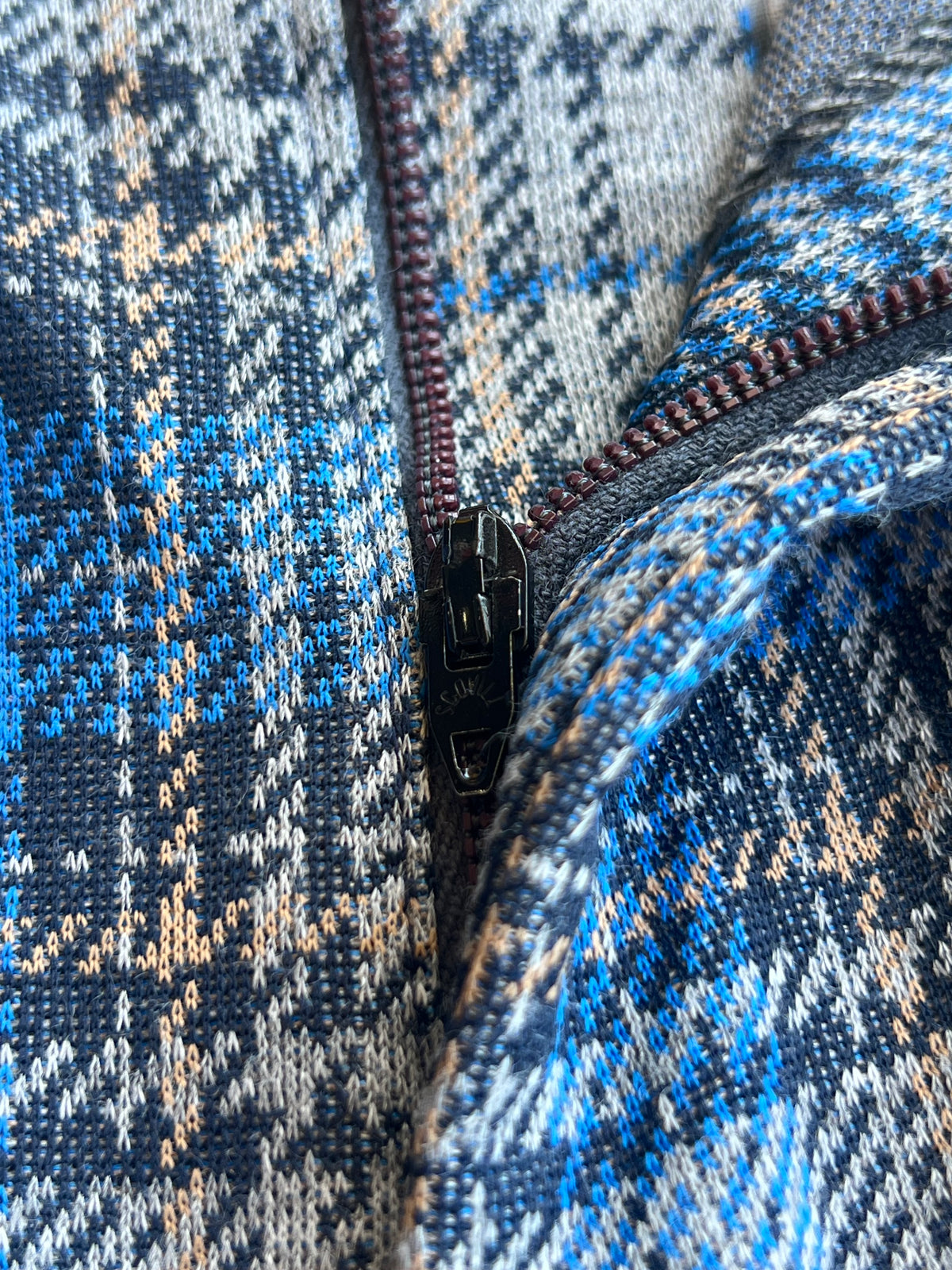 Vintage SEARS Blue Glen Plaid Pleated Slacks Size 32- MADE IN USA