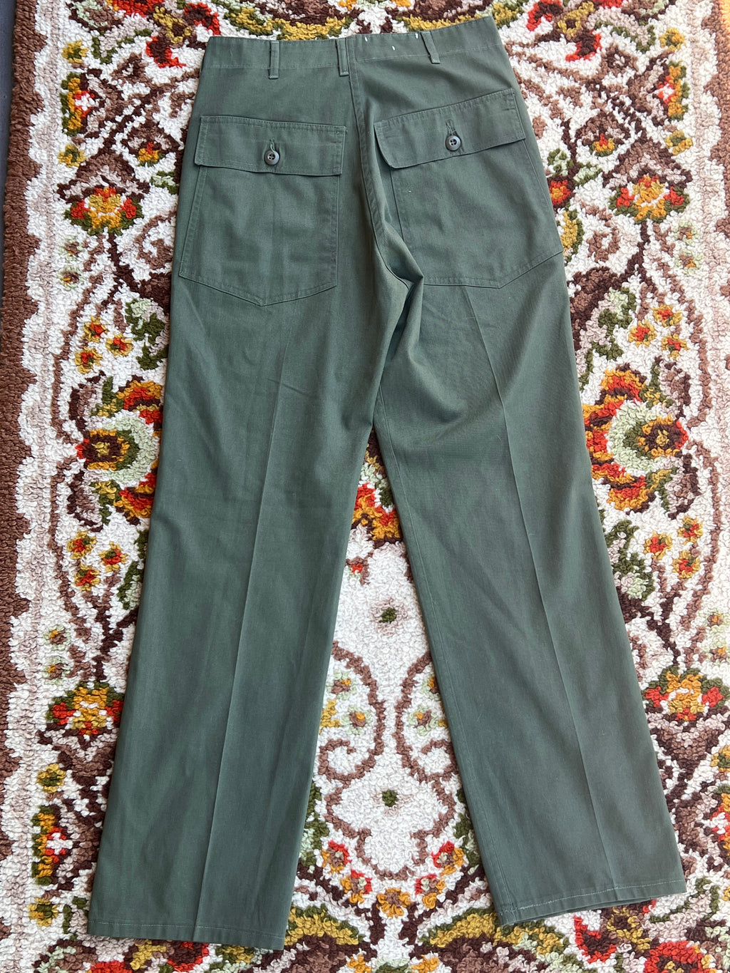 Vintage 1970s Green Pleated Cargo Pants Size 32- POST VIETNAM WAR