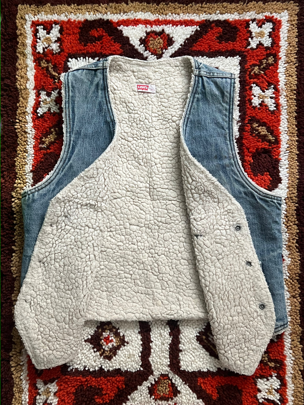 Vintage 1970s Levi's Light Wash Orange Tab Sherpa Lined Denim Vest Size L-MADE IN USA