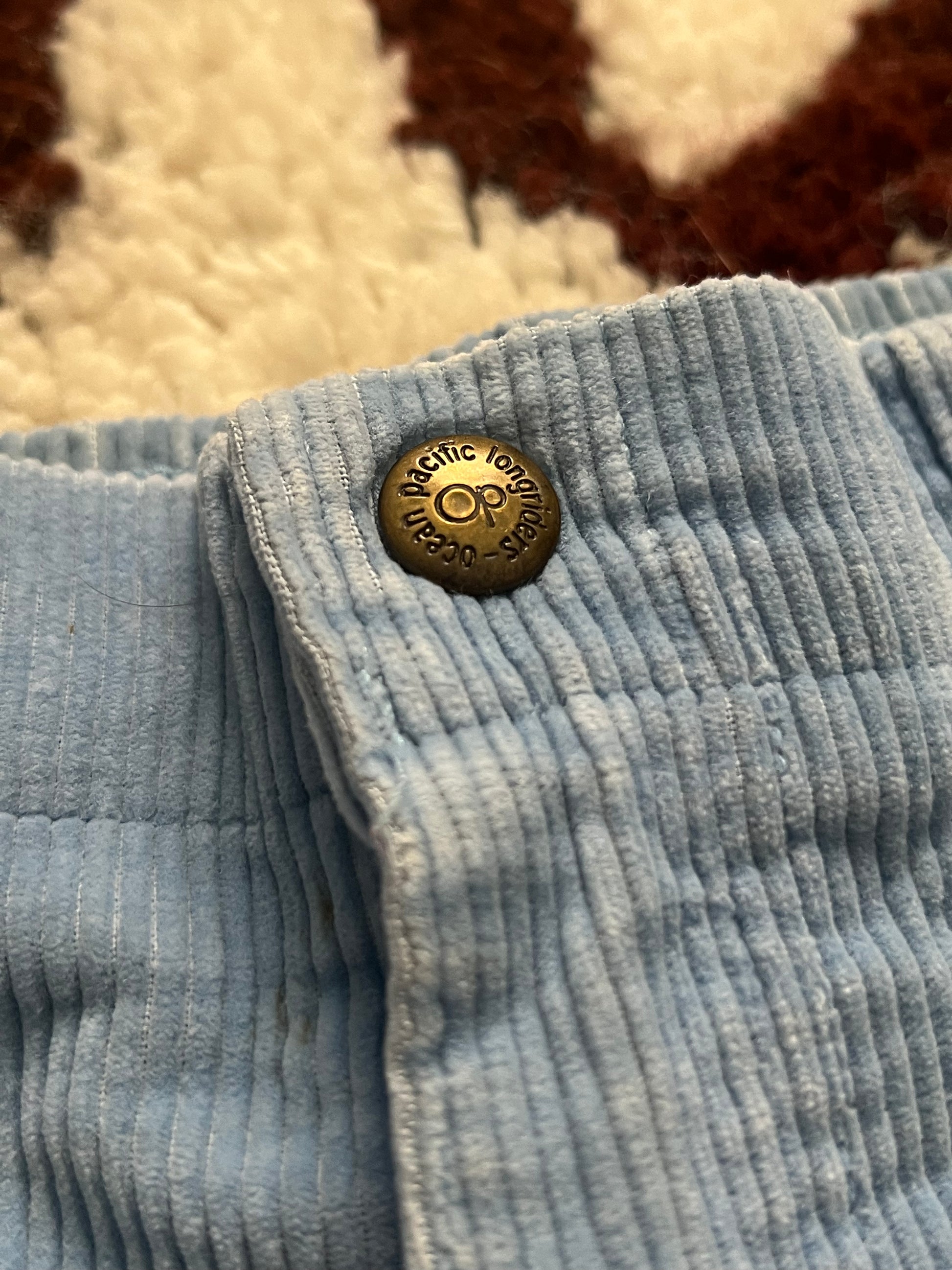 Vintage 1980s Ocean Pacific Blue Corduroy Shorts SIZE M-L- MADE IN USA