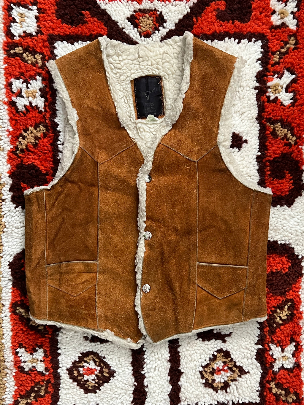Vintage 1970s Saddle Tan Sherpa Lined Leather Vest Size M-MADE IN MEXICO