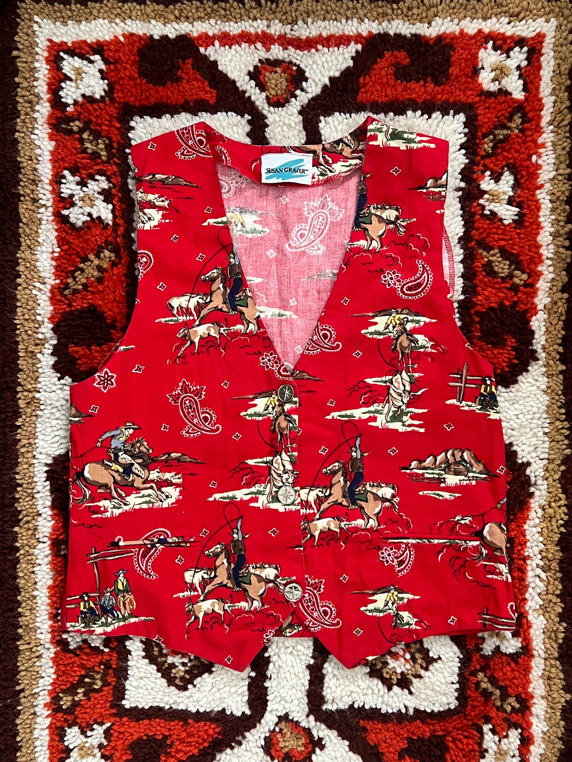 1980s Vintage Susan Graver Red Western Scene Vest L-XL-MADE IN USA