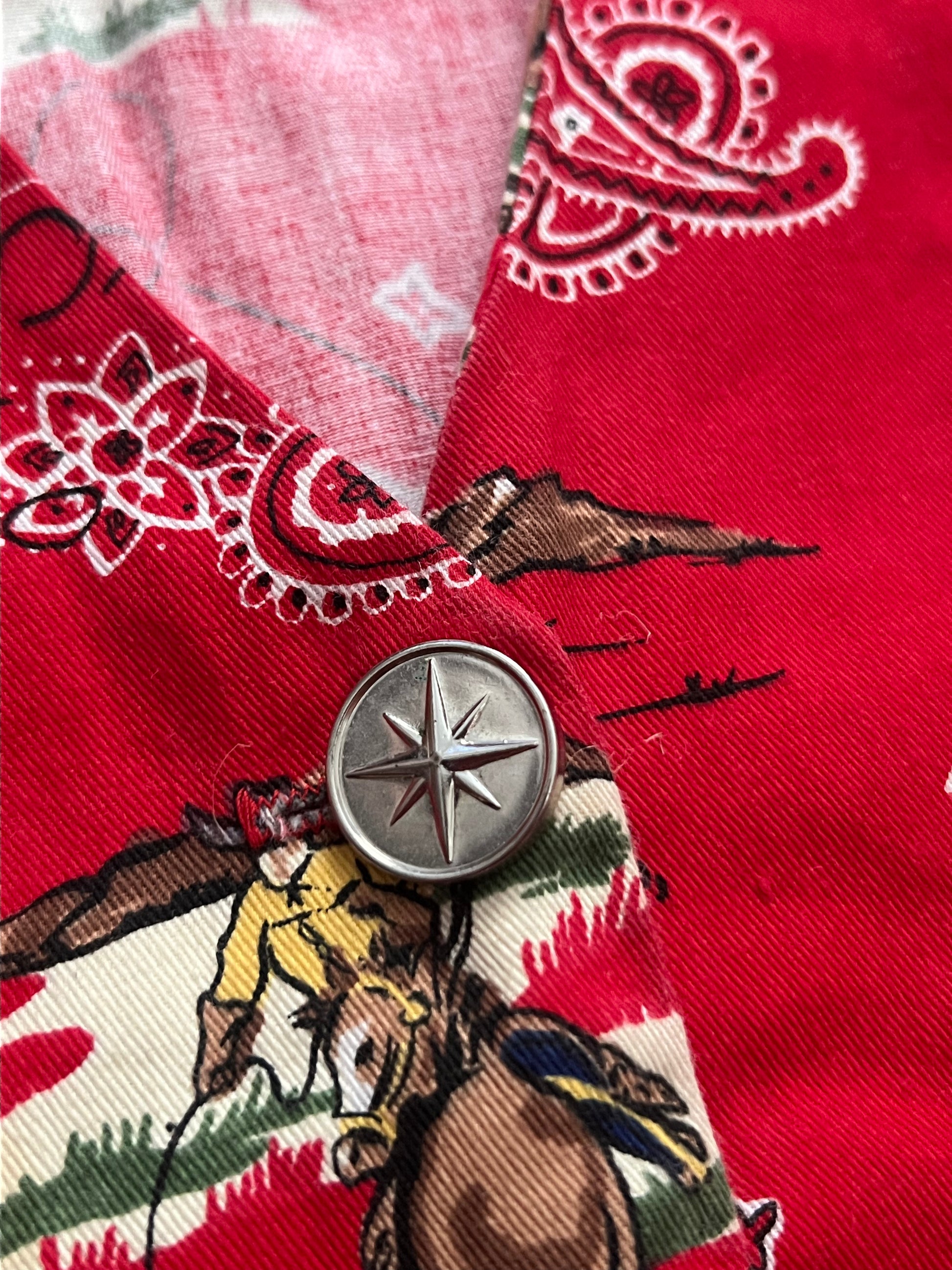 1980s Vintage Susan Graver Red Western Scene Vest L-XL-MADE IN USA