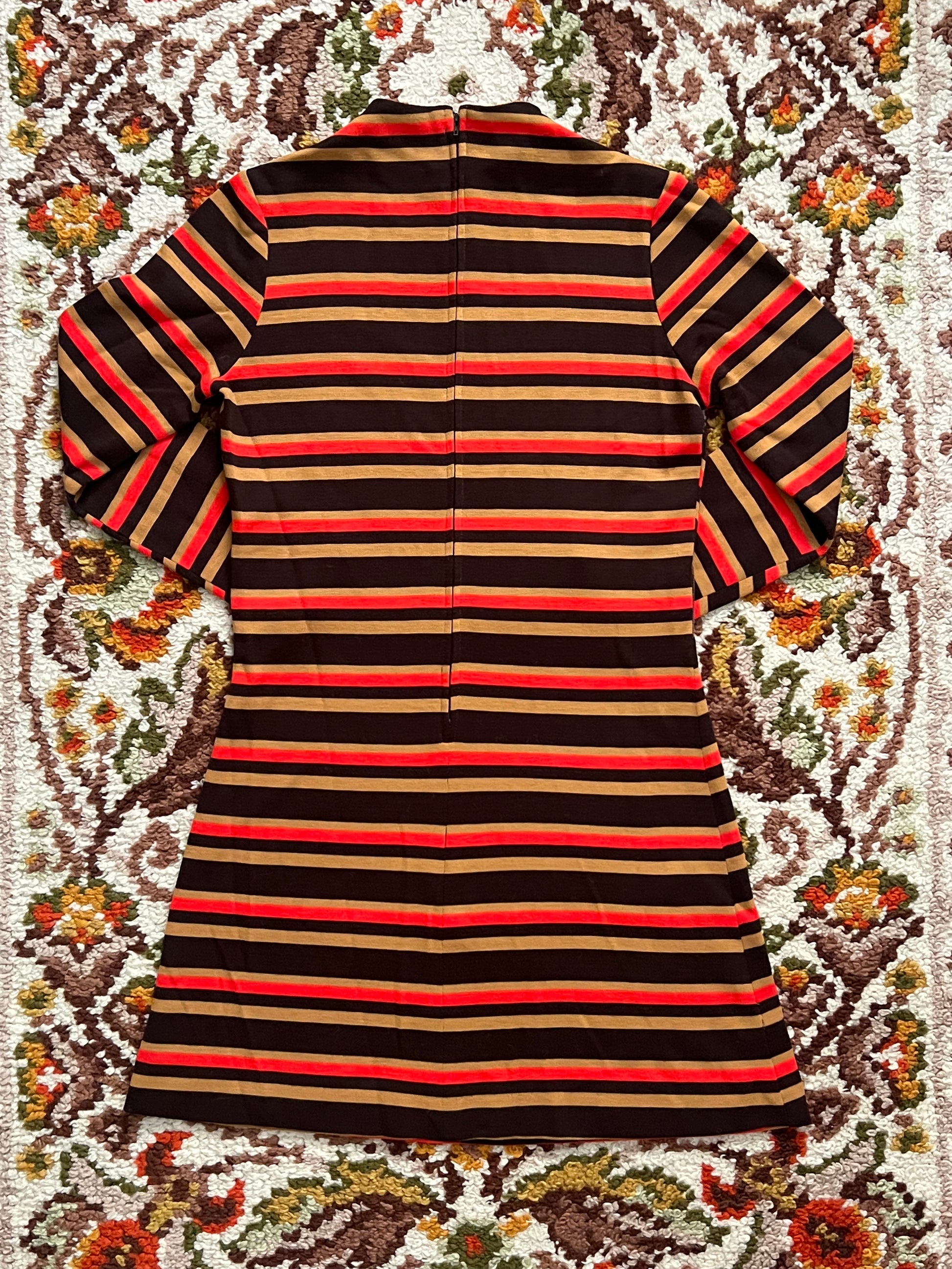 1970s Vintage Unbranded Brown/Orange/Tan Chevron Long Sleeve Mini Dress- M-L