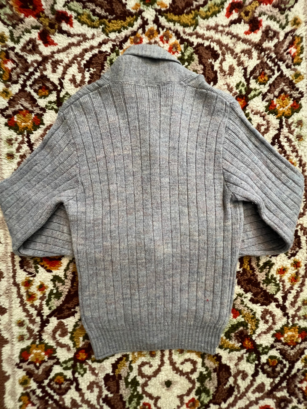 '70s Vintage Gray/Multi-Color Acrylic Button-Up Cardigan
