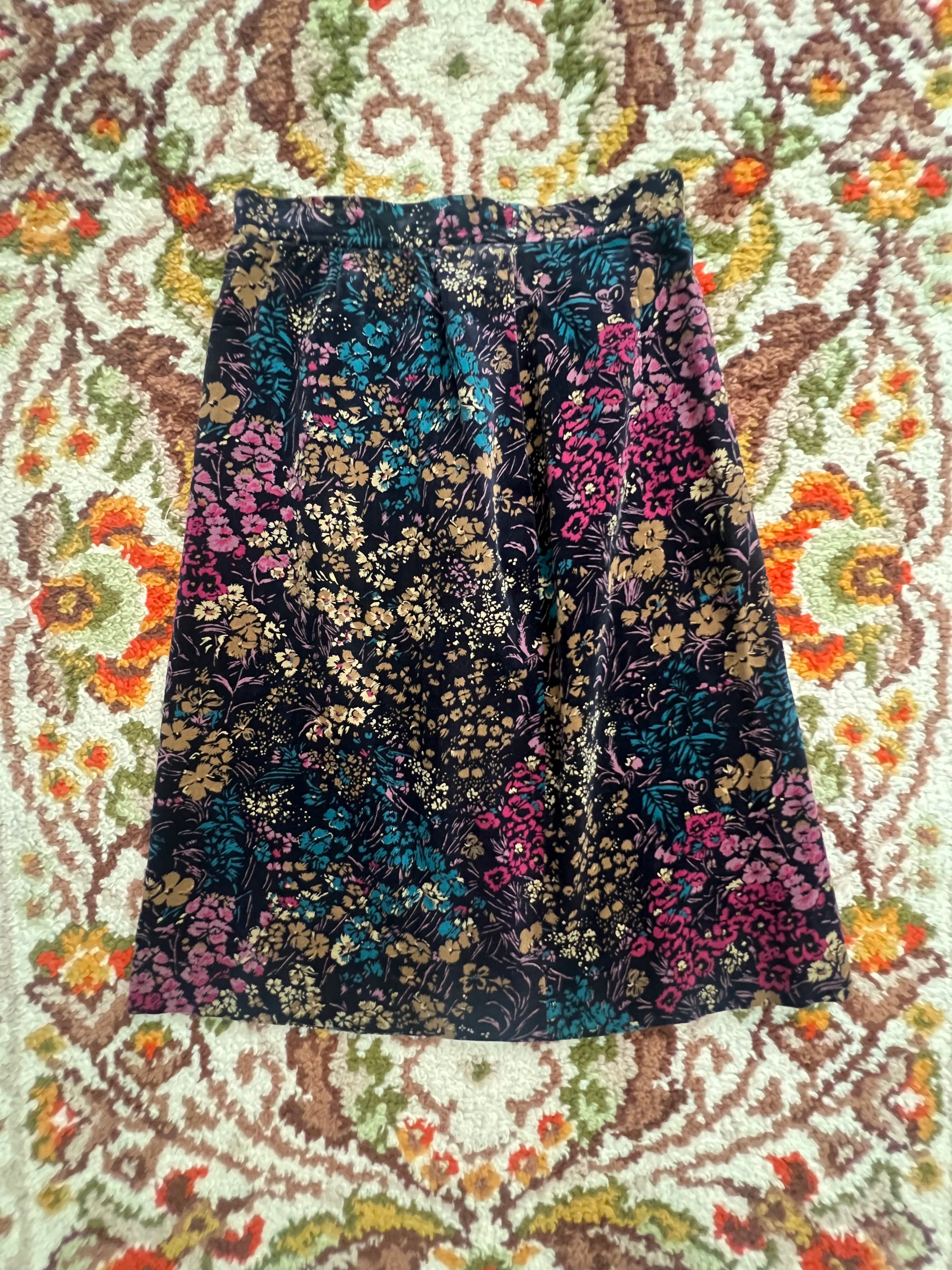 '60s-'70s Copley Square Ltd. Vintage Black Floral Midi Skirt Union Made