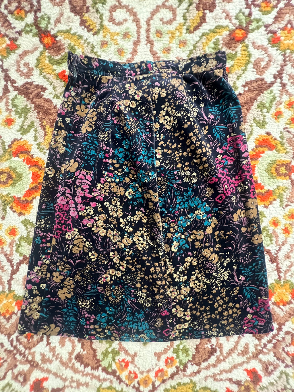 '60s-'70s Copley Square Ltd. Vintage Black Floral Midi Skirt Union Made