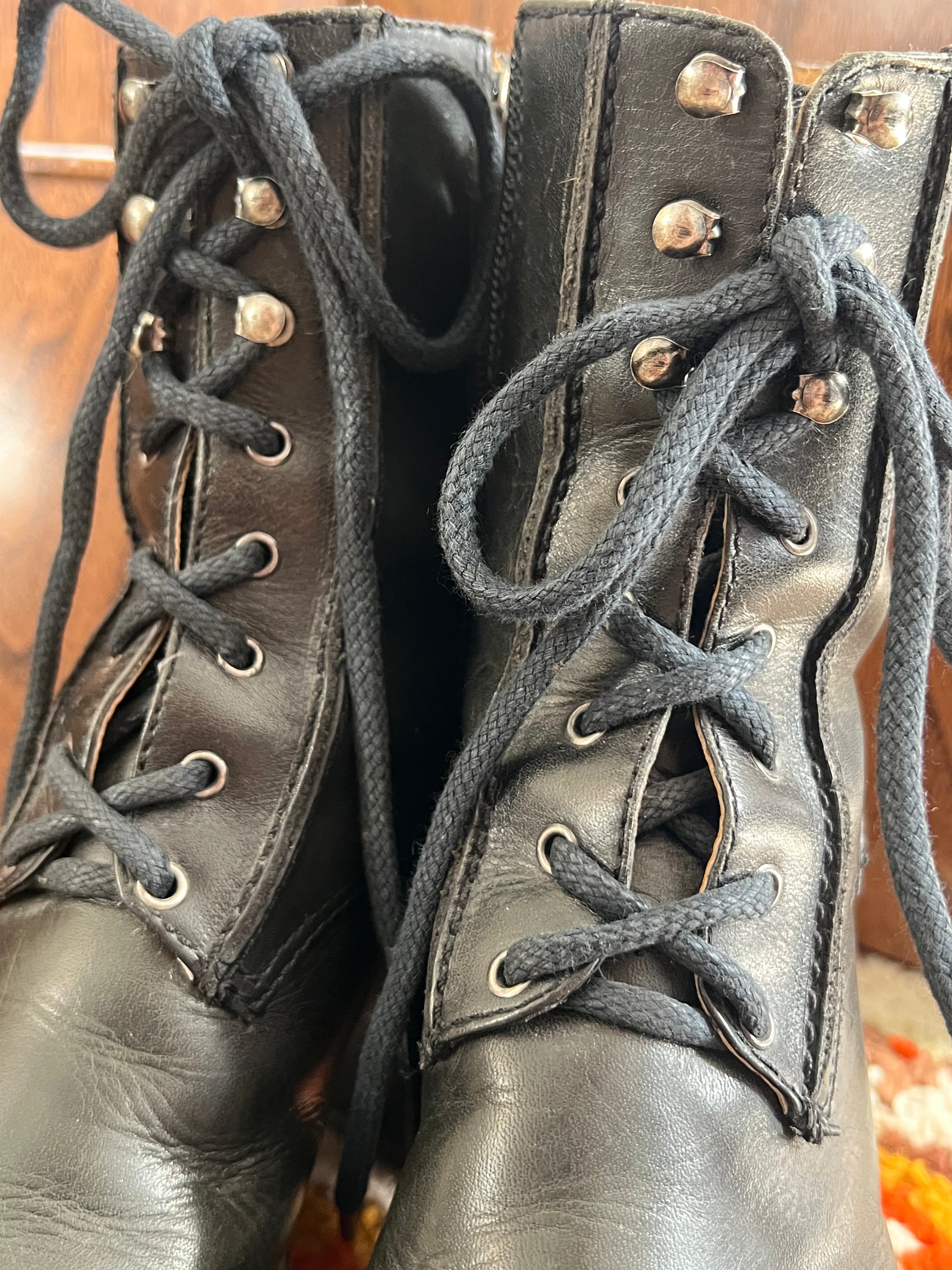 '90s Harley Davidson Vintage Black Leather Logo Chunky Heel Moto Round Toe Lace Up Booties 6